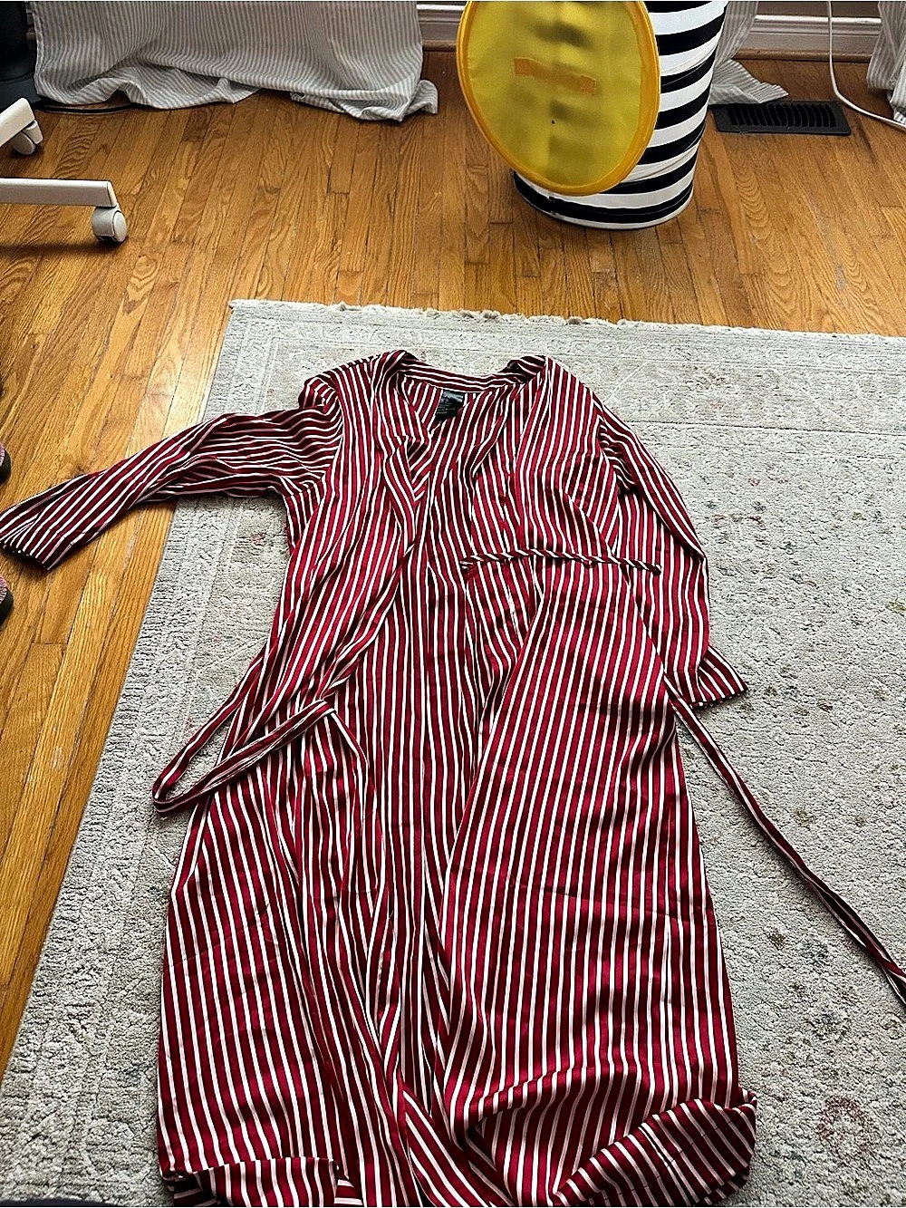 H&M Striped Bathrobe in Red & White Size Medium